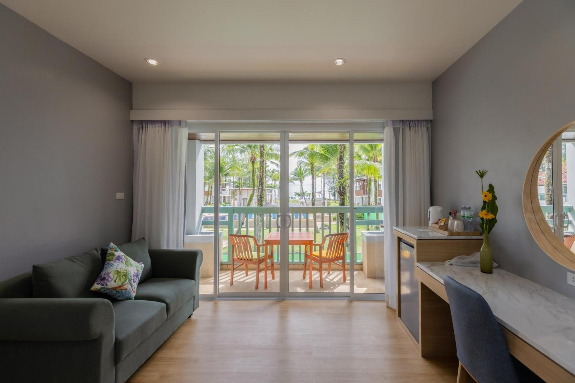 The Briza Beach Resort, Khao Lak Sha Extra Plus Екстер'єр фото