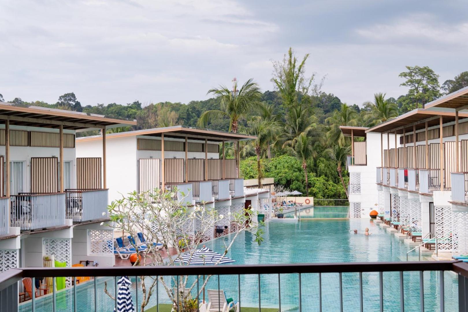 The Briza Beach Resort, Khao Lak Sha Extra Plus Номер фото