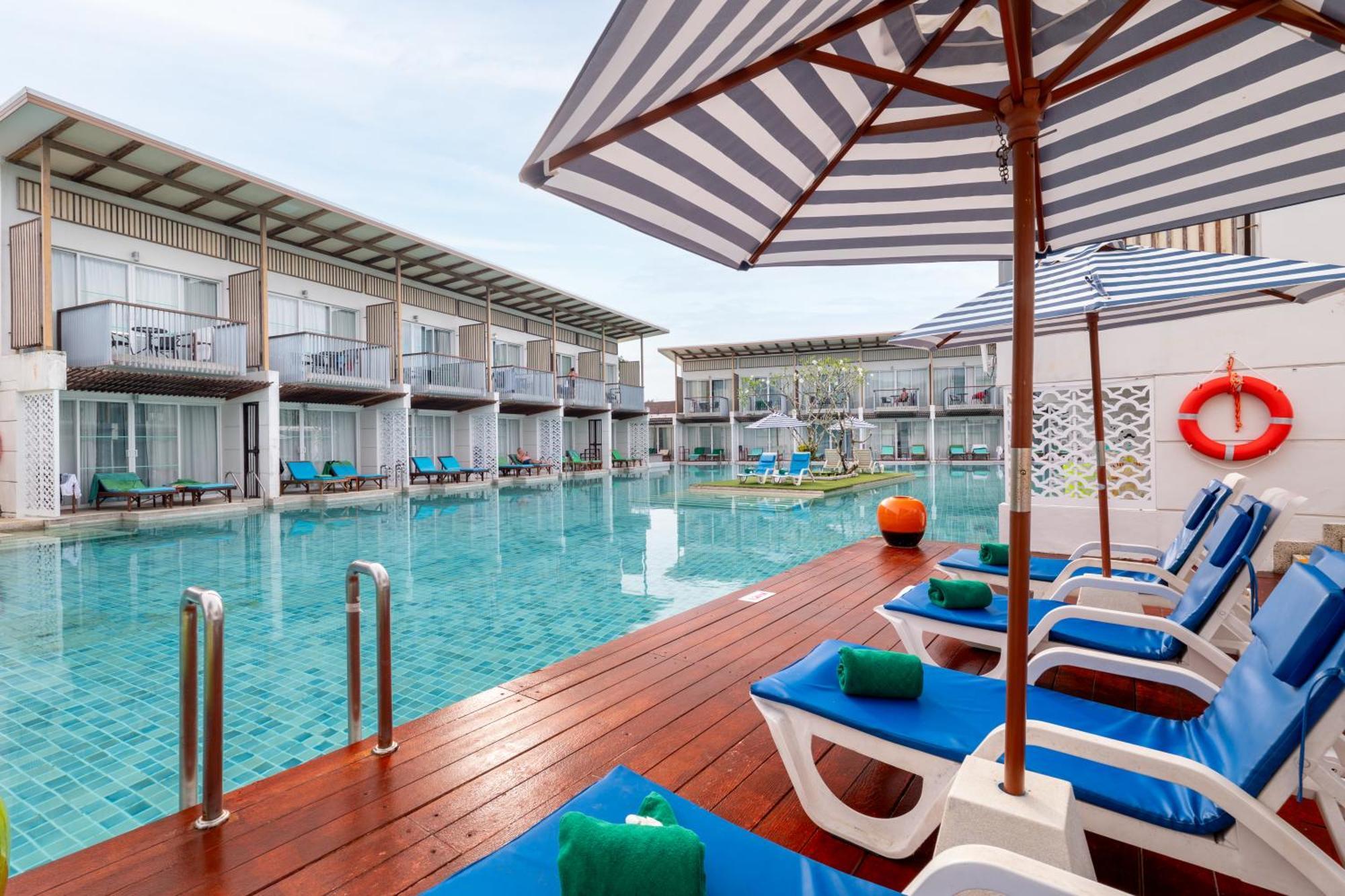 The Briza Beach Resort, Khao Lak Sha Extra Plus Екстер'єр фото