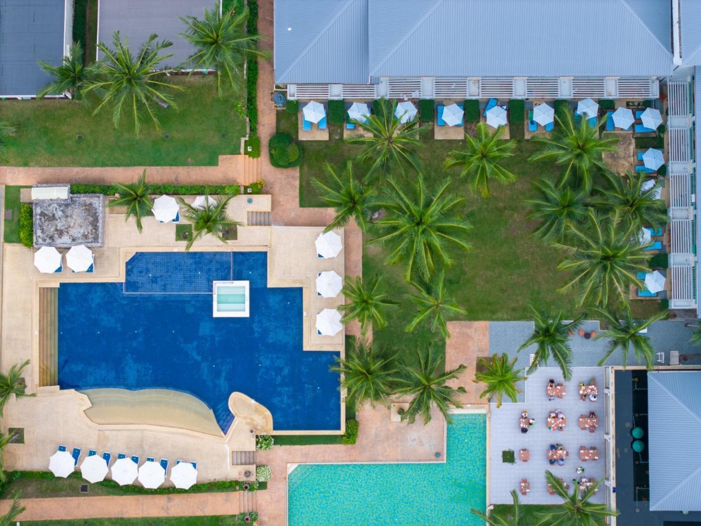 The Briza Beach Resort, Khao Lak Sha Extra Plus Екстер'єр фото